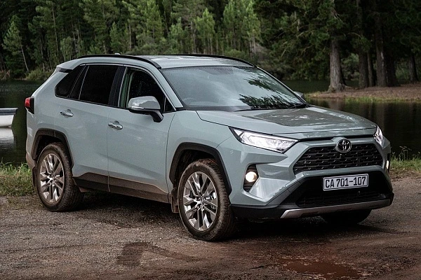 Unforgettable Memories with Toyota RAV4 - Your Essential Guide to Rental Car Excellence